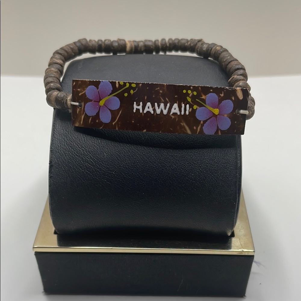 Hawaii Beaded Bracelet with Purple Flowers